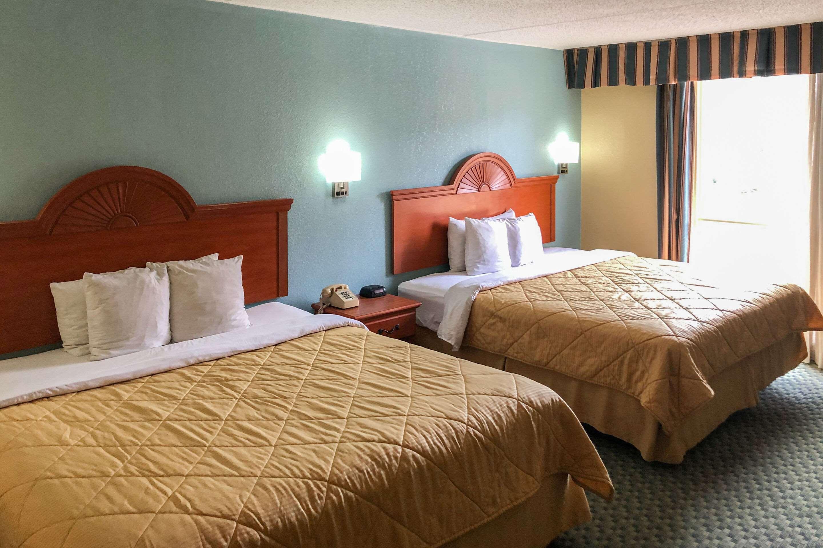 Rodeway Inn Joint Base Andrews Area Camp Springs Esterno foto