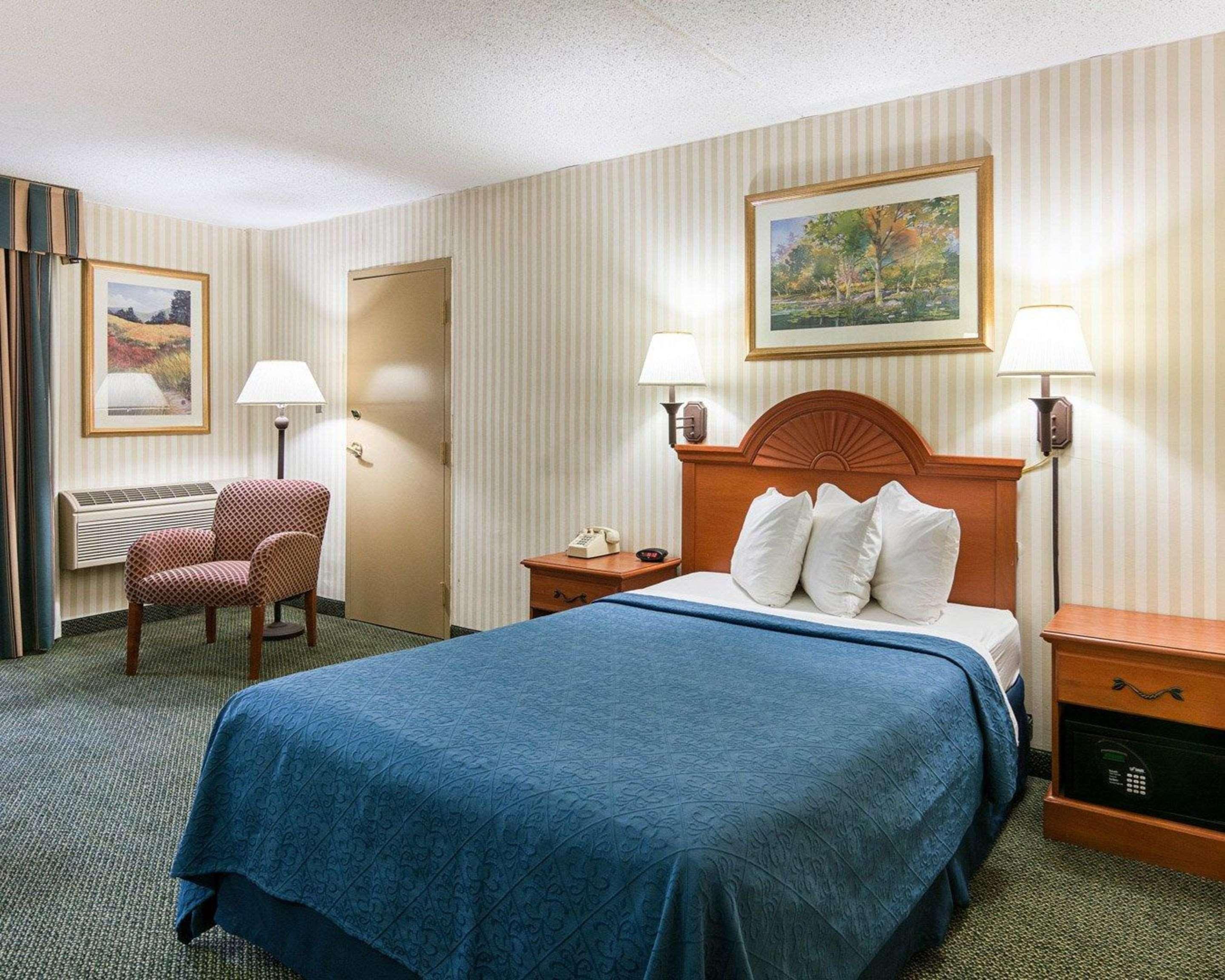 Rodeway Inn Joint Base Andrews Area Camp Springs Esterno foto