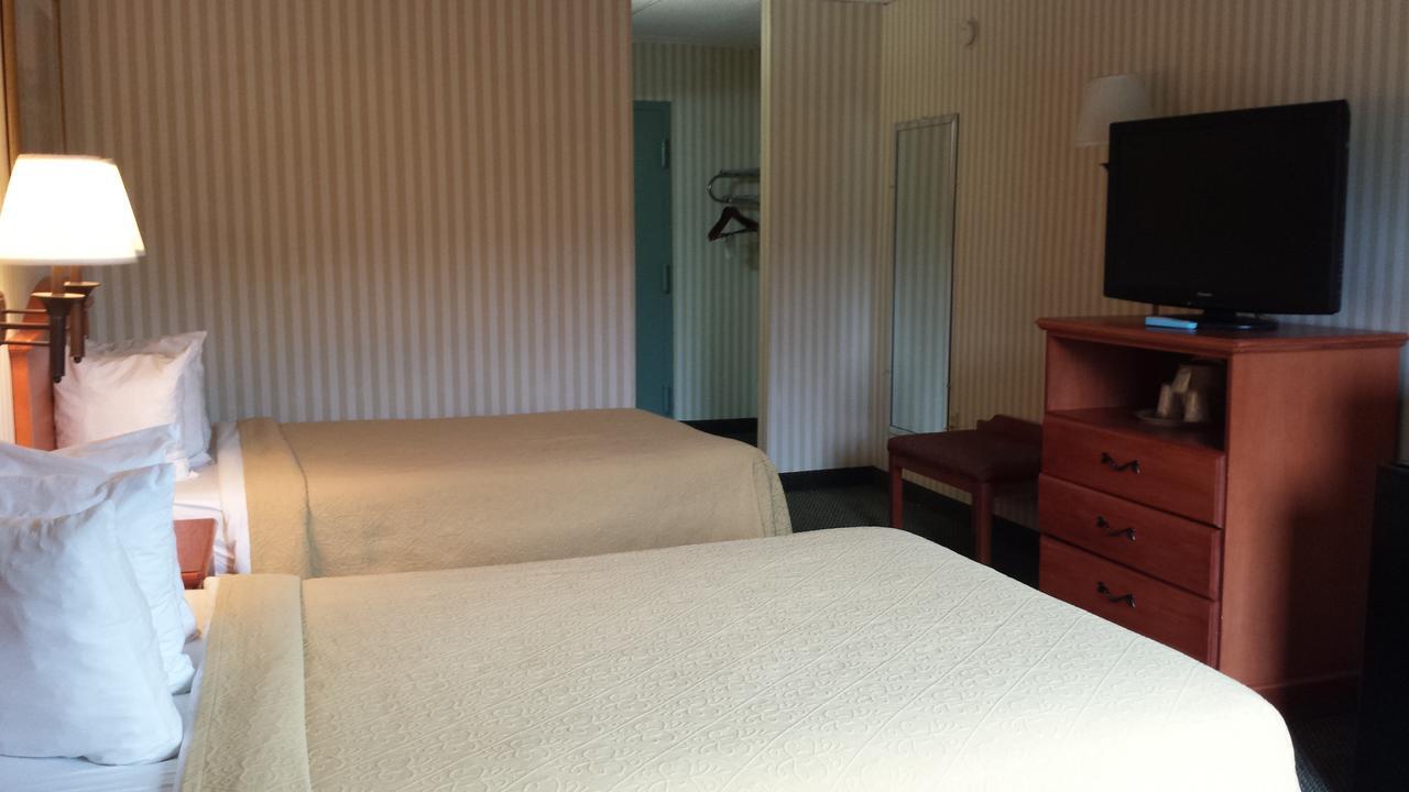 Rodeway Inn Joint Base Andrews Area Camp Springs Esterno foto